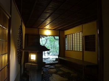 150512東山荘⑦、内露地（待合） (コピー).JPG