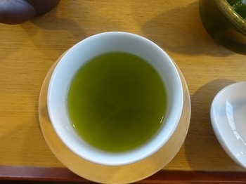 170223茶舗きみくら⑬、深蒸し煎茶「華」２煎目 (コピー).JPG