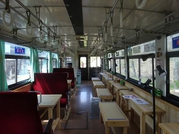170428山岡駅かんてんかん⑦、森の列車カフェ (コピー).JPG