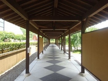170611古田紹欽記念館⑥、回廊 (コピー).JPG