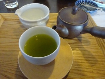 s_171221茶菓きみくら⑫、深蒸し茶「華」二煎目.JPG