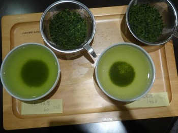 s_190416深緑茶房「お茶教室」03、水質（軟水・硬水）×和紅茶.JPG